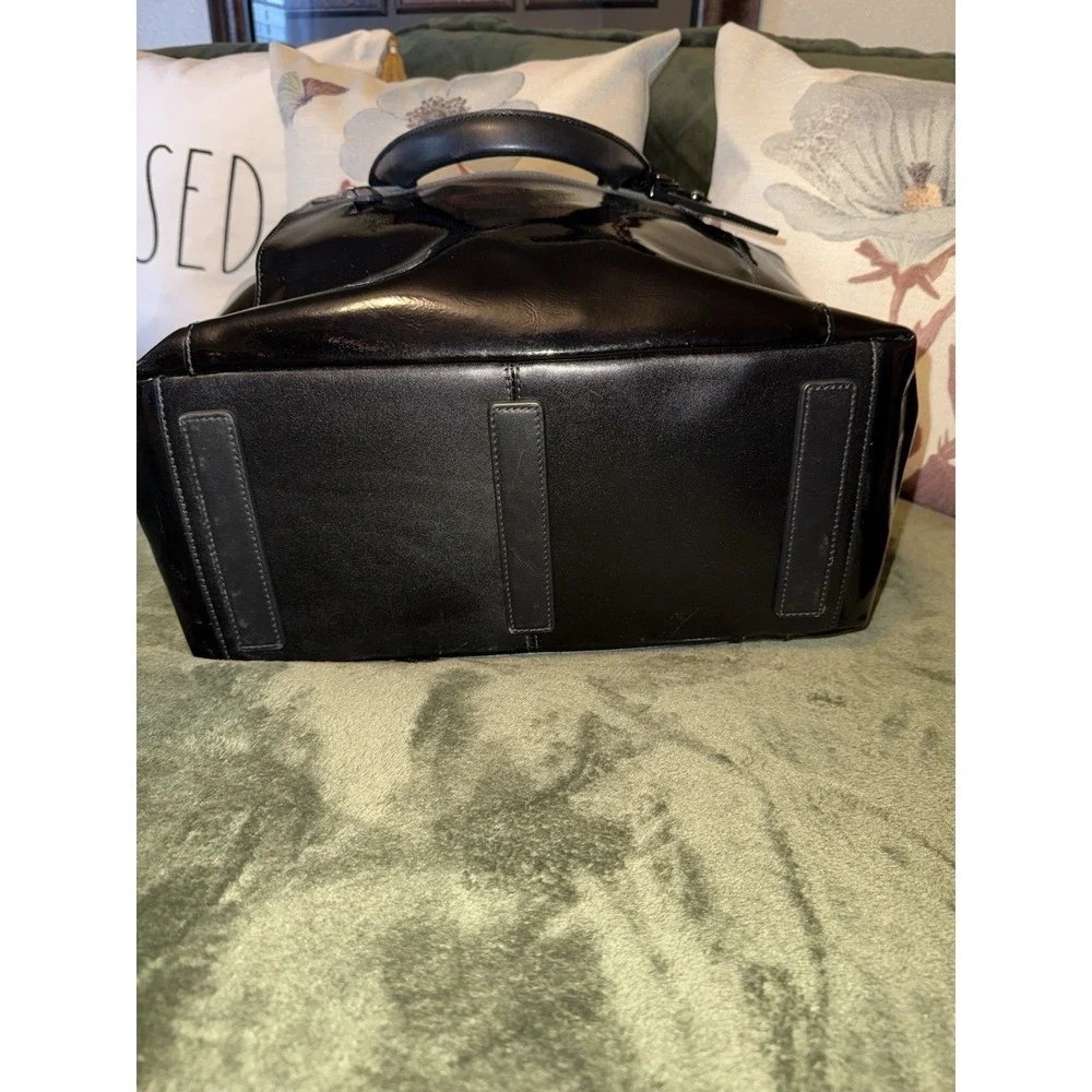 TUMI Beacon Hill Smith Jetsetter Briefcase Carry-On Leather Two Tone Businessman